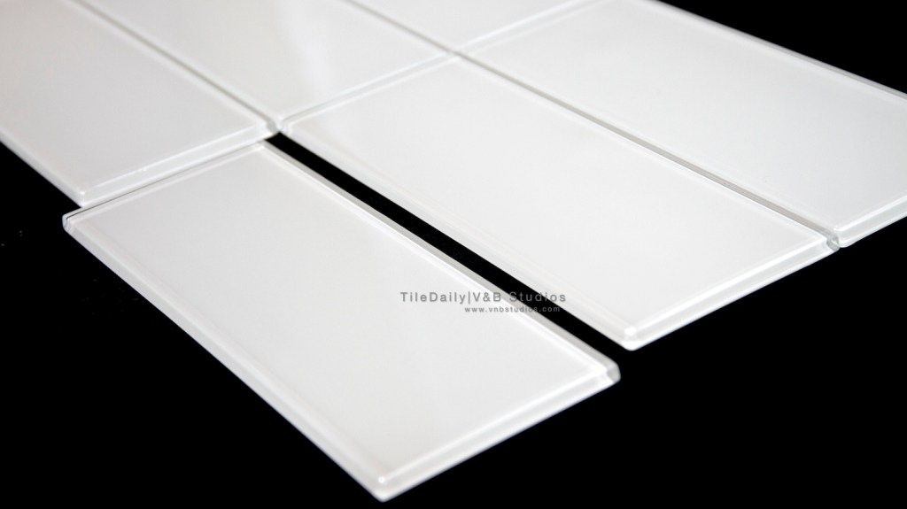 White Bar Glass&nbsp;Tile