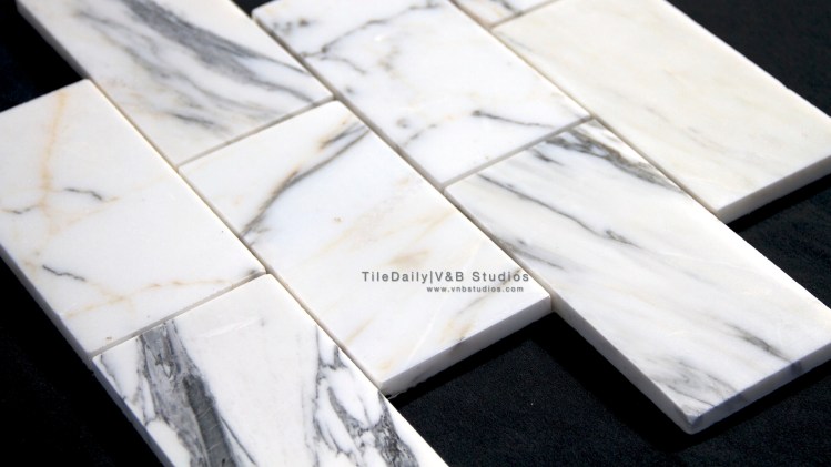 Calacatta Gold Marble Brick Mosaic