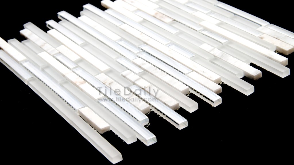 Iridescent Mix Glass and Marble Mosaic,&nbsp;White