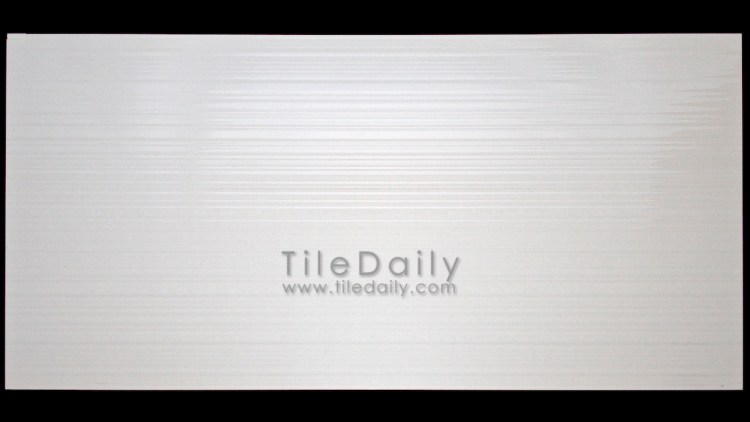 P0061WE  Rippled Lines Ceramic Wall, White