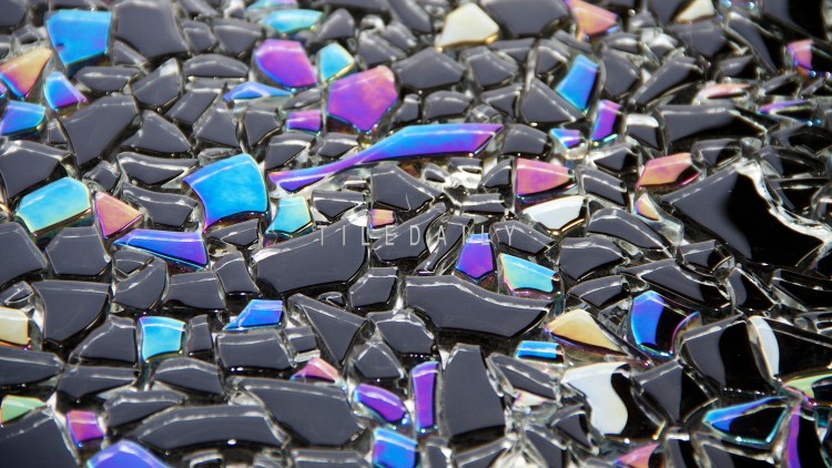 GM0093BK - Iridescent Black Jagged Crystal Glass Mosaic
