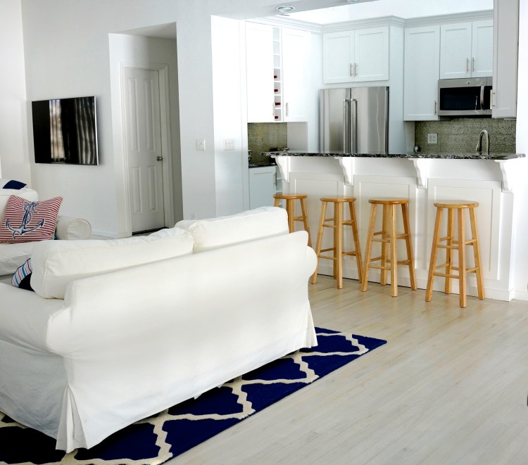 MP0025BZ – Square Drop Texture Metallic Porcelain Tile, Champagne