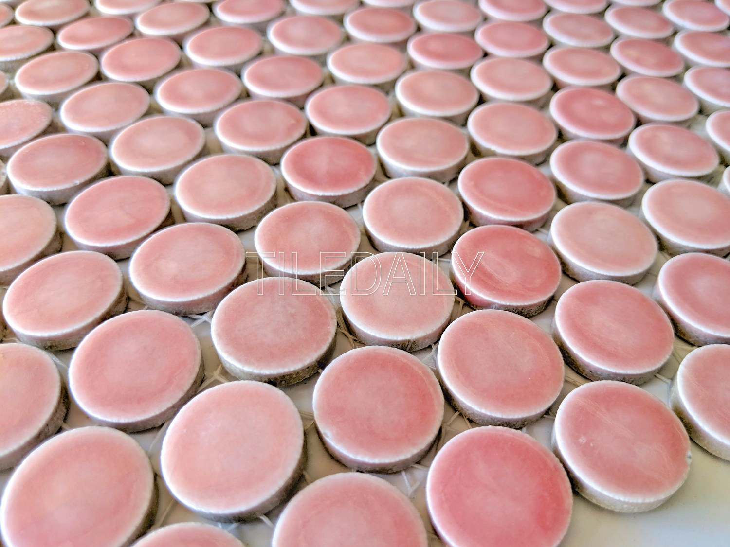 Pink Rounded Tile Pink Penny Round Mosaic – tiledaily